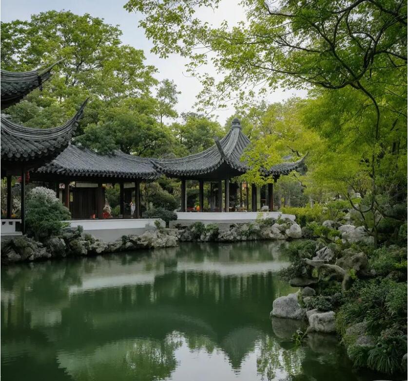 双鸭山雨真土建有限公司